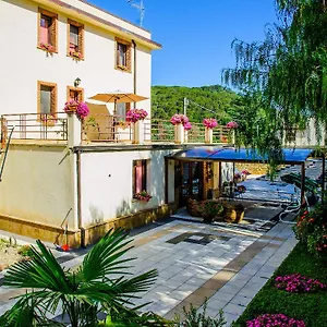 Al Ritrovo 4*, Piazza Armerina Italy